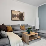 Large 4br In Quiet Nygaard Appartement Bergen