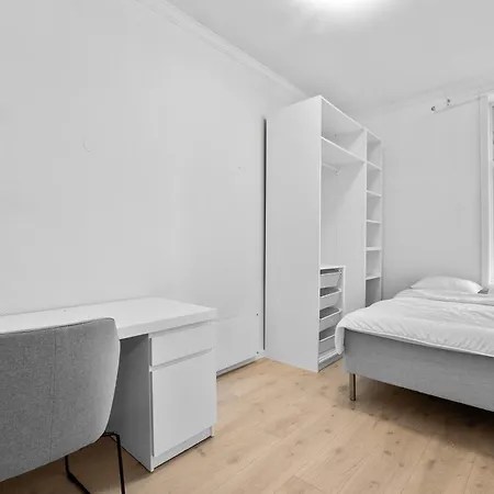 아파트 Large 4br In Quiet Nygaard *