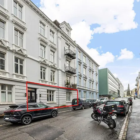 Large 4br In Quiet Nygaard Daire